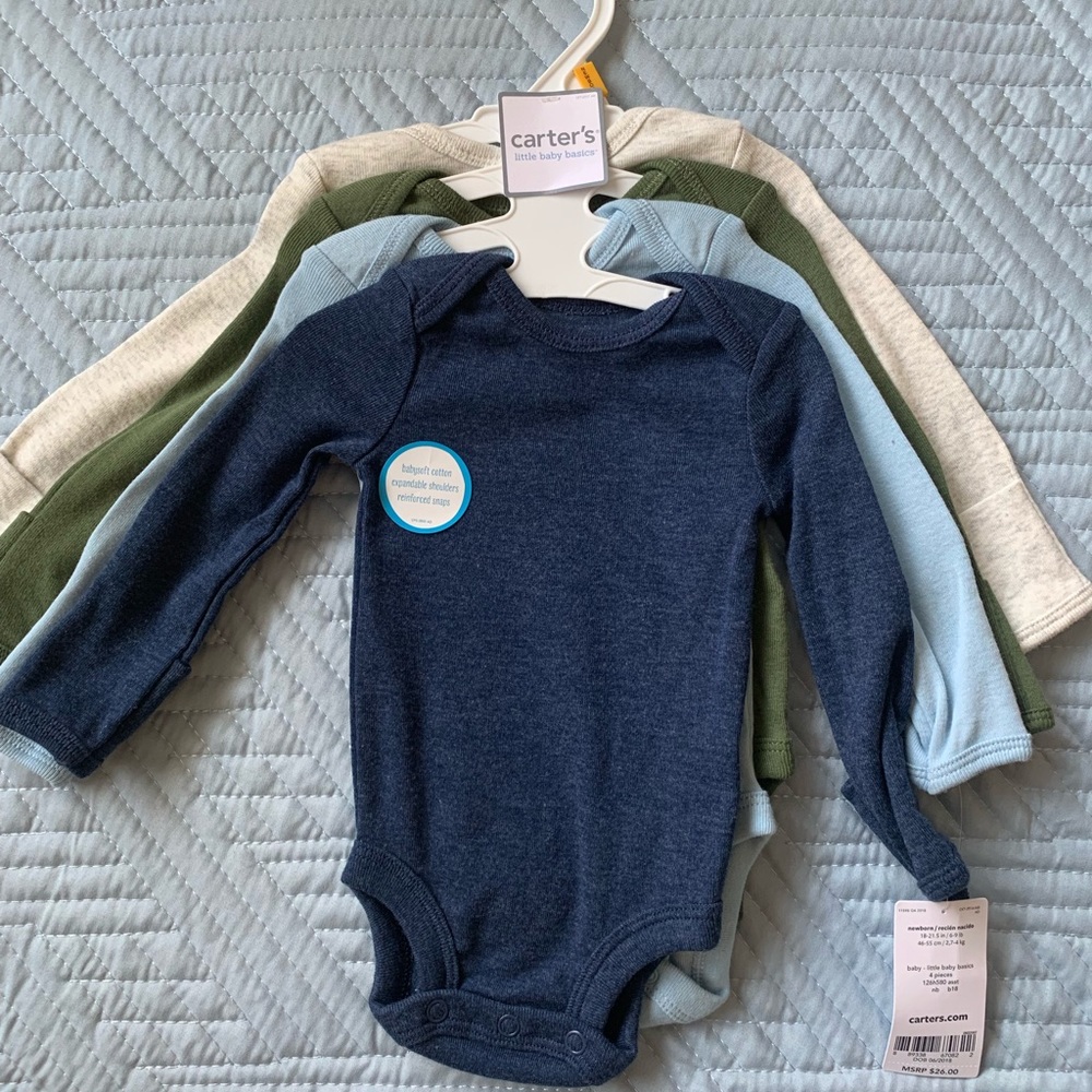NWT Carter’s long sleeve 4-pack of onesies